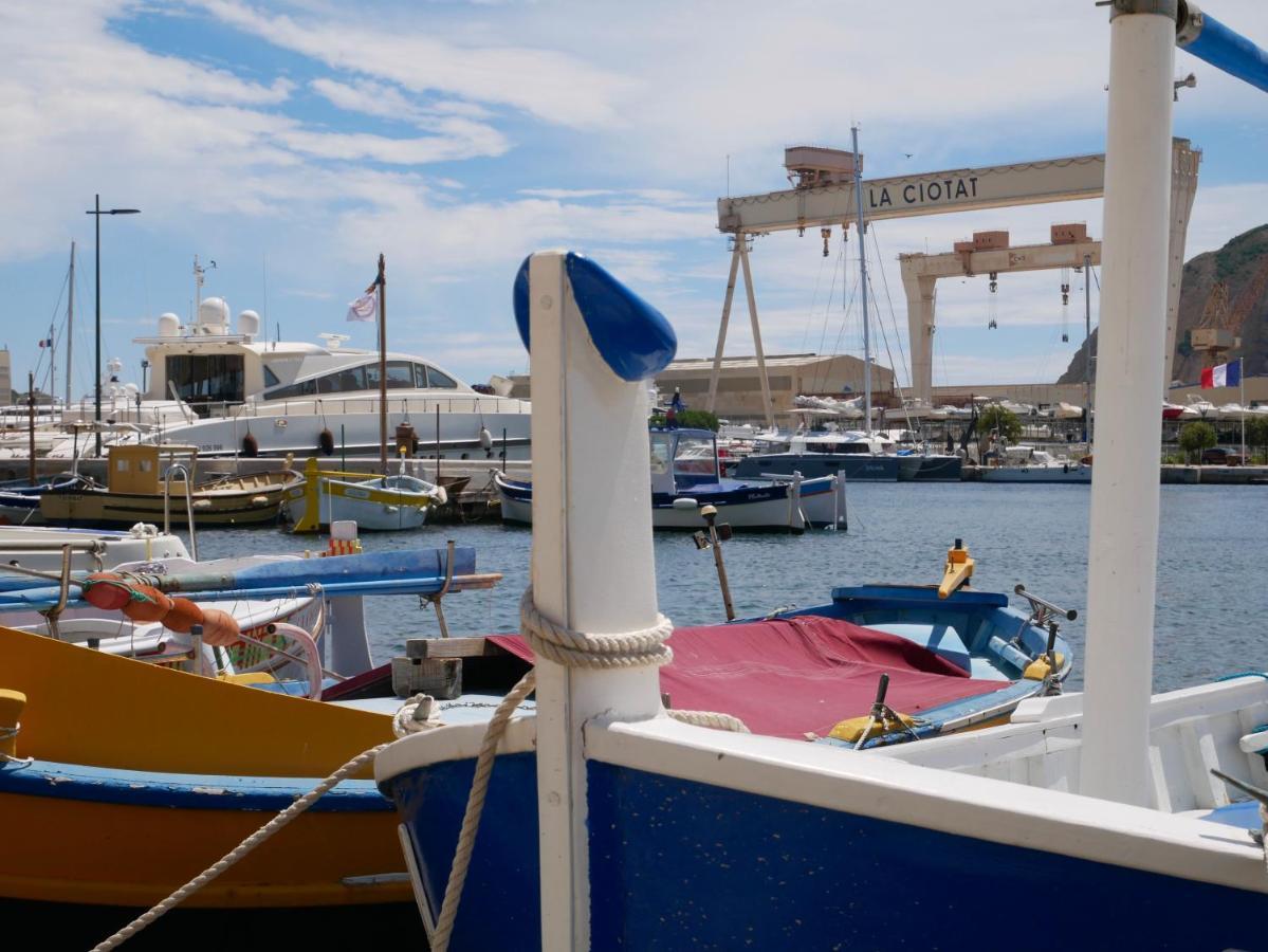 Nature Hostel La Ciotat Exterior photo